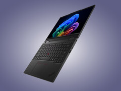 De ThinkPad T14s 2-in-1 Gen 2 bevat pijltjestoetsen van volledig formaat, ondanks de compacte afmetingen.