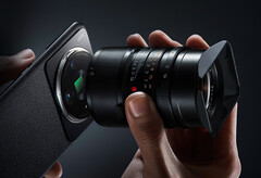 De Xiaomi 12S Ultra Concept heeft een Leica M-vatting voor DSLR-lenzen. (Beeldbron: Xiaomi)
