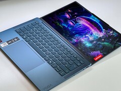 Lenovo Yoga Slim 7 14 G10. (Afbeeldingsbron: Notebookcheck)