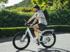 De NIU BQi-C3 elektrische fiets heeft twee verwisselbare accu's met een gezamenlijke capaciteit van 920 Wh. (Beeldbron: NIU)