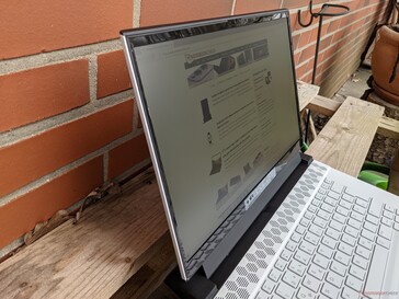 Alienware m15 R4 in openluchtgebruik