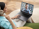 De Huawei MateBook 16s lijkt op de MacBook Pro 16, in tegenstelling tot de MateBook D 16 die hieronder is afgebeeld. (Afbeelding bron: Huawei)