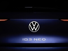 VW plaagt de ID.3 Neo voorafgaand aan zijn wereldpremière met een opnieuw ontworpen voorkant, bijgewerkte software en de belofte van de eerste volledig elektrische GTI-productiemodellen van het merk.