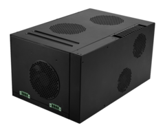 De behuizing is groot genoeg voor drie PCIe-kaarten, maar is ook compact genoeg en robuust. (Afbeelding Bron: MSI)