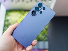 Samsung heeft de productie van de Galaxy S26-serie verhoogd naar 3 miljoen eenheden in april 2026, waarbij de Galaxy S26 Ultra de vraag in de hele line-up aanvoert.
