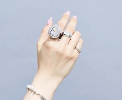 De Tamagotchi zal binnenkort voor het eerst als ring verkrijgbaar zijn.