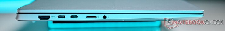Links: HDMI 2.1, 2x USB-C 4.0 (40 Gbit/s, DisplayPort ALT-modus 1.4, microSD-kaartlezer, 3,5-mm audio