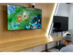 De 19-jarige patiënt gebruikt de Chinese BCI om complexe spellen te spelen. (Afbeeldingsbron: IT Home)