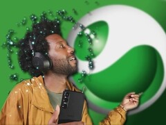 De telefoons uit de Sony Walkman W-serie werden in 2005 geïntroduceerd onder het merk Sony Ericsson. (Afbeeldingsbron: Sony - bewerkt)