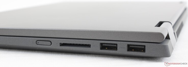 Rechts: Aan/uit-knop, SD-kaartlezer, 2x USB-A 3.1 Gen. 1