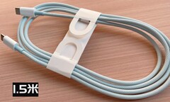 De iPhone 15 wordt geleverd met een gevlochten USB-C-kabel (afbeelding via Majin Bu op Twitter)