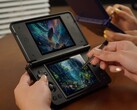 De Anbernic RG DS Plus beschikt over een geïntegreerde stylus.