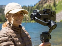 De nieuwe Fluid Pro AI gimbal werkt met GoPro actiecamera's, smartphones en point-and-shoot camera's met een gewicht tot 400 gram. (Afbeeldingsbron: GoPro)