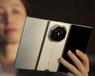 Naast de hoofdkleur paars zal de Huawei Mate XT2 ook verkrijgbaar zijn in goud/wit en goud/zwart.