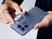 De Realme GT 8 Pro in zijn Urban Blue afwerking met het cameraplaatje verwijderd. (Afbeeldingsbron: Realme)