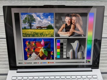 Lenovo ThinkBook Plus Gen2 in openluchtgebruik