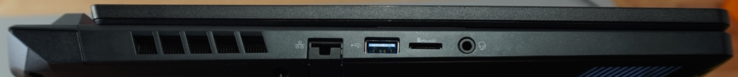 Linker poorten: 1 Gbit LAN, USB-A (5 Gbit/s), microSD-sleuf, headset