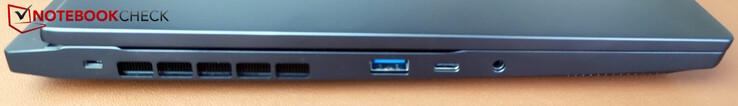 Links: Kensington, USB-A (5 Gb/s), USB-C (5 Gb/s zonder extra functies), 3,5 mm hoofdtelefoonaansluiting