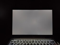 Nauwelijks backlight bleed (hier verbeterd weergegeven)