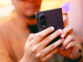 De Samsung Galaxy Z Fold8 halveert de fotoresolutie wanneer de temperatuur te hoog wordt.