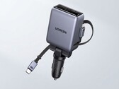 De autolader van Ugreen verandert een 12V-aansluiting in een oplaadstation voor meerdere apparaten.