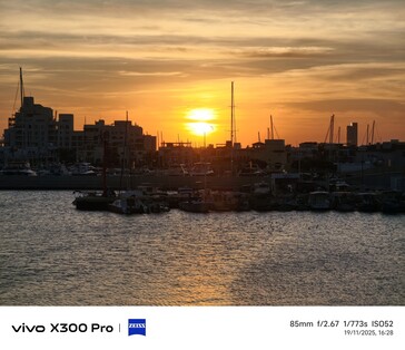 Vivo X300 Pro 85 mm Raw Verlichting.