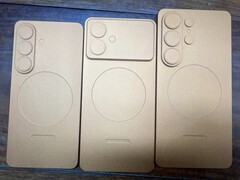 Vermeende dummy-toestellen van Galaxy S26/Pro (links), Galaxy S26 Edge (midden) en Galaxy S26 Ultra (rechts). (Afbeeldingsbron: Sony Dickson op X)