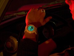 De Casio Hidden Glow horloges, zoals de GA-2100HDS-7A (afbeelding), worden in Europa op de markt gebracht. (Afbeeldingsbron: Casio)