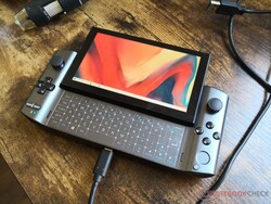 In herziening: 2. GPD Win 3. Testunit geleverd door GPD