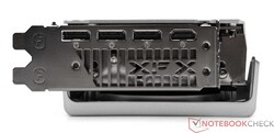 De externe aansluitingen van de XFX Speedster MERC 310 Radeon RX 7900 XTX Black Edition