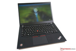 De Lenovo ThinkPad T495s. De twee testapparaten zijn geleverd door Lenovo Campus Point.