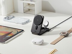 Het nieuwe ESR CryoBoost opvouwbare 3-in-1 magnetische laadstation voor Apple apparaten. (Afbeeldingsbron: ESR)