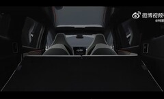 Interieur van de nieuwe Tesla Model Y L SUV (Afbeelding bron: Tesla op Weibo)