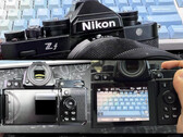 Afbeeldingen van de aankomende Nikon Zf bevestigen een retro-geïnspireerd ontwerp met een redelijke portie analoge bediening. (Afbeelding bron: Nikon Rumors)