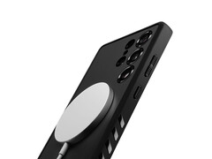 De Galaxy S26 Ultra zou inderdaad voorzien kunnen zijn van 25 W draadloos opladen. Afgebeeld: Galaxy S25 Ultra met magnetische behuizing. (Afbeeldingsbron: Dbrand)