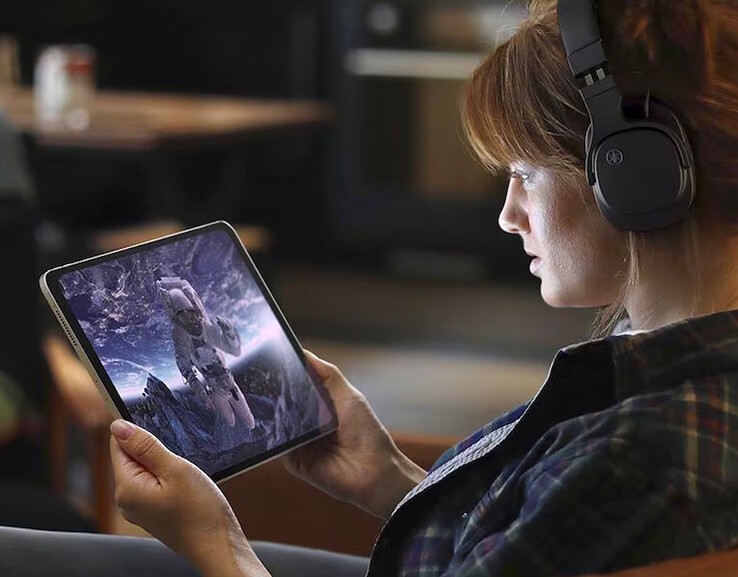 De Yamaha YH-L500A hoofdtelefoon ondersteunt bekabelde 3,5 mm en draadloze Bluetooth 5.4-verbindingen. (Afbeeldingsbron: Yamaha)