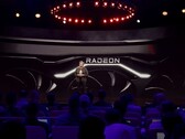 AMD CEO Lisa Su plaagde een naamloze RX 7000 GPU tijdens het Zen 4 lanceringsevenement. (Bron: AMD)