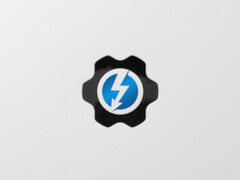 Framework laptops zijn nu officieel Thunderbolt 4 gecertificeerd. (Afbeelding via Framework en Intel w/bewerkingen) 