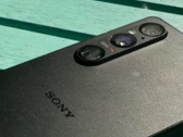 Het ziet ernaar uit dat de Xperia 1 VI op de markt zal worden gebracht vanwege zijn zoomcapaciteiten. (Afbeelding Bron: Trusted Reviews)