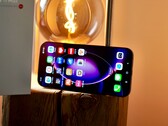 De Xiaomi 17 Max beschikt over een indrukwekkende accucapaciteit van 8.000 mAh.