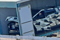 Tesla's Cybertruck is geland in Nieuw-Zeeland voor tests bij koud weer, waardoor we misschien een voorproefje krijgen van de grote bagageruimte en het ongebruikelijke dekselontwerp. (Afbeelding bron: Cybertruck Owners Club)