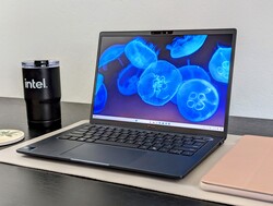 De Latitude 7350 Detachable is een zeer goede convertible laptop met stylusondersteuning