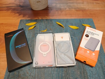 Aan de binnenkant wordt plastic folie gebruikt.