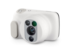 De Casio DZ-C100 Colpocamera (foto) legt drie soorten high-definition beelden vast - normaal, groen gefilterd en gepolariseerd. (Afbeeldingsbron: Casio)