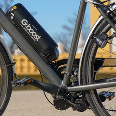 De Gboost e-bike conversie kit heeft tot 800W vermogen uit zijn V8 motor. (Beeldbron: Gboost)