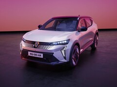 De opgefriste Renault Scenic E-Tech heeft nieuwe en verbeterde functies. (Afbeelding bron: Renault)