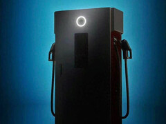 De 1,5 MW paal maakt 2.400 A stroom en volledig opladen van 0-100% in 15 minuten mogelijk. (Afbeeldingsbron: Huawei)