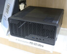 De Minisforum MS-02 Ultra verpakt veel in zijn relatief compacte behuizing. (Afbeeldingsbron: PC Watch)