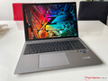 HP ZBook Firefly 16 G9 laptop in review - Mobiel werkstation met ondermaatse prestaties