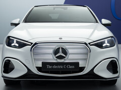 Na de recente reeks slechte berichten over het schrappen van banen, heeft Bosch een belangrijke order voor elektrische motoren van Mercedes-Benz binnengehaald. De autofabrikant onthulde onlangs zijn nieuwe elektrische C-Klasse (Afbeelding: Mercedes-Benz).
